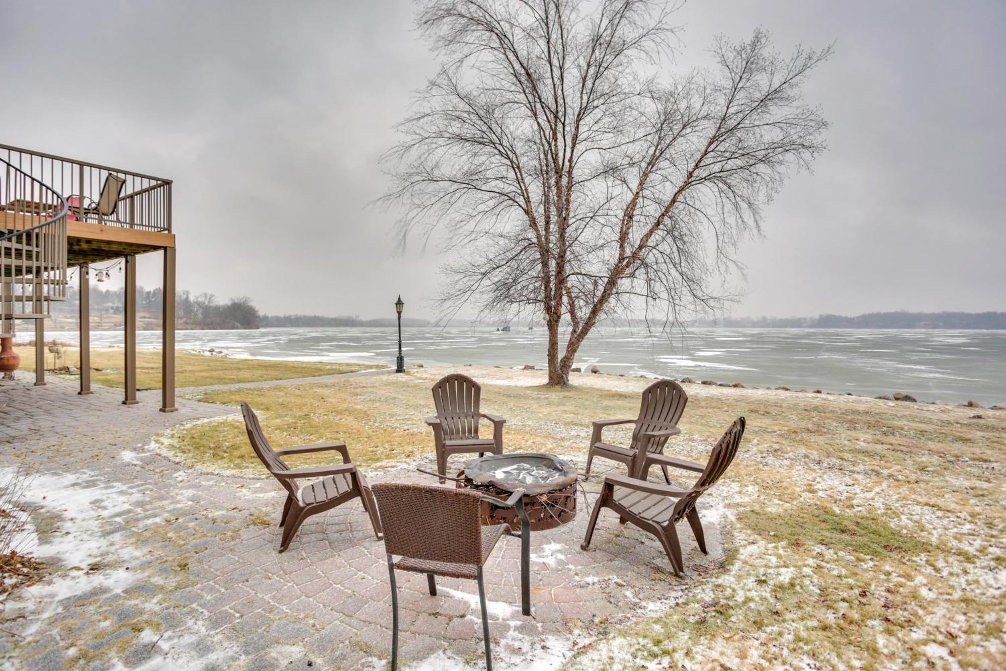 Home With Hot Tub And Dock On Howard Lake! Cokato Exterior photo